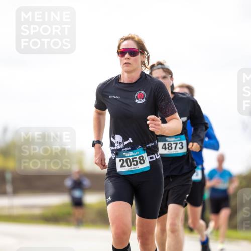12.04.2026 - 45. Internationalen Wilhelmsburger Insellauf Michael Strokosch http://msf.ph/oto/9457393 12.04.2026 12:40:07 Laufen 2058, 4873 meine-sportfotos.de