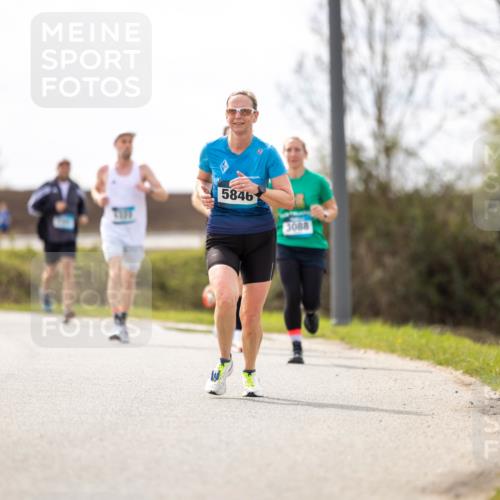 12.04.2026 - 45. Internationalen Wilhelmsburger Insellauf Michael Strokosch http://msf.ph/oto/9457400 12.04.2026 12:40:10 Laufen 5846, 3088 meine-sportfotos.de