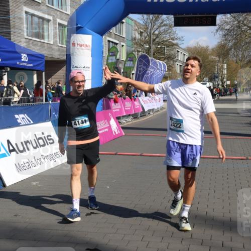 12.04.2026 - 45. Internationalen Wilhelmsburger Insellauf Strokosch-Dieckow http://msf.ph/oto/9457404 12.04.2026 11:03:50 Ziel 4141, 2422 meine-sportfotos.de