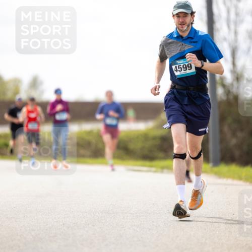12.04.2026 - 45. Internationalen Wilhelmsburger Insellauf Michael Strokosch http://msf.ph/oto/9457448 12.04.2026 12:40:32 Laufen 4599 meine-sportfotos.de