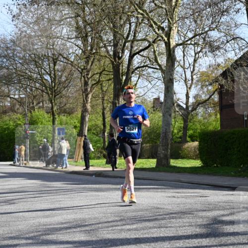 12.04.2026 - 45. Internationalen Wilhelmsburger Insellauf J. Mangold http://msf.ph/oto/9457465 12.04.2026 10:33:15 Ziel 5764, 2892, 5821, 4738, 2893, 5843, 3447, 4441, 4945, 4043, 2632, 2504, 4196, 5238, 5239, 5294 meine-sportfotos.de