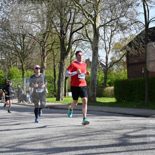 12.04.2026 - 45. Internationalen Wilhelmsburger Insellauf J. Mangold http://msf.ph/oto/9457484 12.04.2026 10:33:26 Ziel 5821, 4738, 2893, 5843, 3447, 4441, 4945, 4945, 4043, 2632, 2504, 4196, 5238, 5239, 5294, 3841, 3605, 2547, 3424, 3924 meine-sportfotos.de