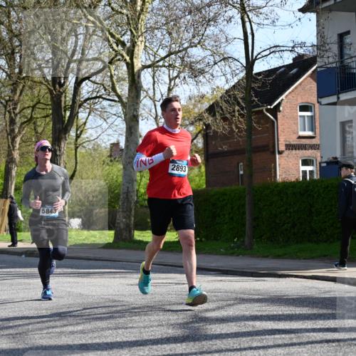 12.04.2026 - 45. Internationalen Wilhelmsburger Insellauf J. Mangold http://msf.ph/oto/9457505 12.04.2026 10:33:27 Ziel 5821, 4738, 2893, 5843, 3447, 4441, 4945, 4043, 2632, 2504, 4196, 5238, 5239, 5294, 5238, 5239, 5294, 3841, 3605, 2547, 3424, 3924 meine-sportfotos.de