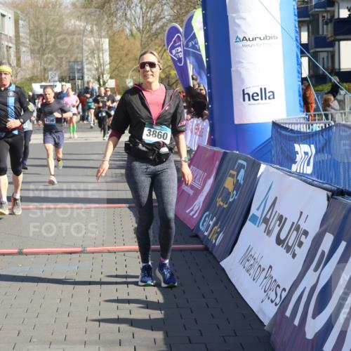 12.04.2026 - 45. Internationalen Wilhelmsburger Insellauf Strokosch-Dieckow http://msf.ph/oto/9457550 12.04.2026 10:47:07 Ziel 4331, 3553, 3713, 3860, 5538, 4706, 4700, 5803 meine-sportfotos.de