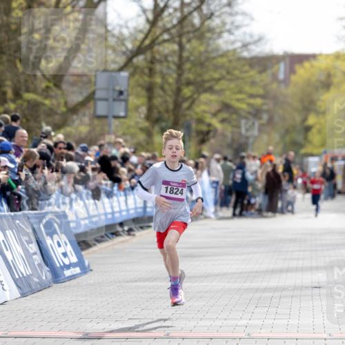 12.04.2026 - 45. Internationalen Wilhelmsburger Insellauf Michael Strokosch http://msf.ph/oto/9457578 12.04.2026 14:48:35 Laufen 1824 meine-sportfotos.de