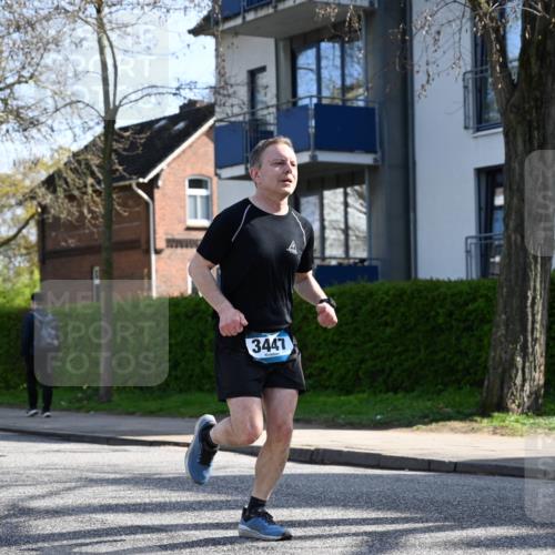 12.04.2026 - 45. Internationalen Wilhelmsburger Insellauf J. Mangold http://msf.ph/oto/9457595 12.04.2026 10:33:32 Ziel 5821, 4738, 2893, 5843, 3447, 4441, 4945, 4043, 2632, 2504, 4196, 5238, 5239, 5294, 3841, 3605, 2547, 3424, 3924, 4493 meine-sportfotos.de