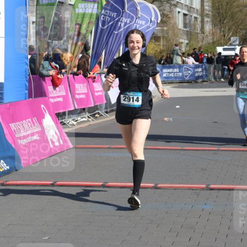 12.04.2026 - 45. Internationalen Wilhelmsburger Insellauf Strokosch-Dieckow http://msf.ph/oto/9457648 12.04.2026 11:04:09 Ziel 2914, 5842 meine-sportfotos.de