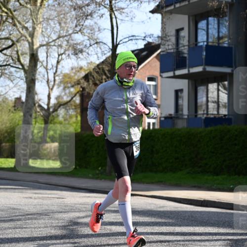 12.04.2026 - 45. Internationalen Wilhelmsburger Insellauf J. Mangold http://msf.ph/oto/9457794 12.04.2026 10:34:01 Ziel 4196, 5238, 5239, 5294, 3841, 3605, 2547, 3424, 3924, 4493, 3945, 3613, 2270, 4555, 2472, 2559, 3636, 3929, 5480, 5480, 3042, 3065, 2123, 3485, 3133 meine-sportfotos.de