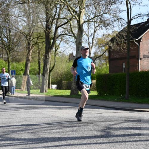 12.04.2026 - 45. Internationalen Wilhelmsburger Insellauf J. Mangold http://msf.ph/oto/9457863 12.04.2026 10:34:15 Ziel 4493, 3945, 3613, 2270, 4555, 2472, 2559, 3636, 3929, 5480, 3042, 3065, 3065, 2123, 3485, 3133, 4807, 3385, 2402, 2917, 2459, 2488, 2482, 4108, 3324, 5492 meine-sportfotos.de