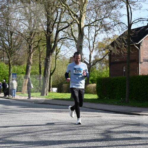 12.04.2026 - 45. Internationalen Wilhelmsburger Insellauf J. Mangold http://msf.ph/oto/9457872 12.04.2026 10:34:18 Ziel 4493, 3945, 3613, 2270, 4555, 2472, 2559, 3636, 3929, 5480, 3042, 3065, 2123, 2123, 3485, 3133, 4807, 3385, 2402, 2917, 2459, 2488, 2482, 4108, 3324, 5492 meine-sportfotos.de