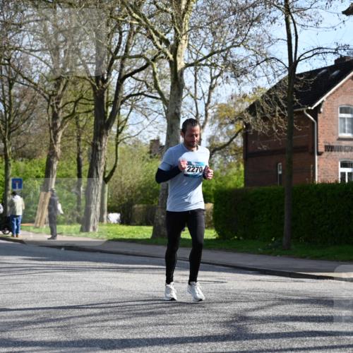 12.04.2026 - 45. Internationalen Wilhelmsburger Insellauf J. Mangold http://msf.ph/oto/9457874 12.04.2026 10:34:18 Ziel 4493, 3945, 3613, 2270, 4555, 2472, 2559, 3636, 3929, 5480, 3042, 3065, 2123, 2123, 3485, 3133, 4807, 3385, 2402, 2917, 2459, 2488, 2482, 4108, 3324, 5492 meine-sportfotos.de