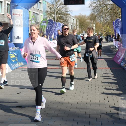 12.04.2026 - 45. Internationalen Wilhelmsburger Insellauf Strokosch-Dieckow http://msf.ph/oto/9457876 12.04.2026 10:47:18 Ziel 2206, 5421, 5626, 3493, 3494, 3010, 3854, 2393, 2845, 3332, 3349, 4297 meine-sportfotos.de