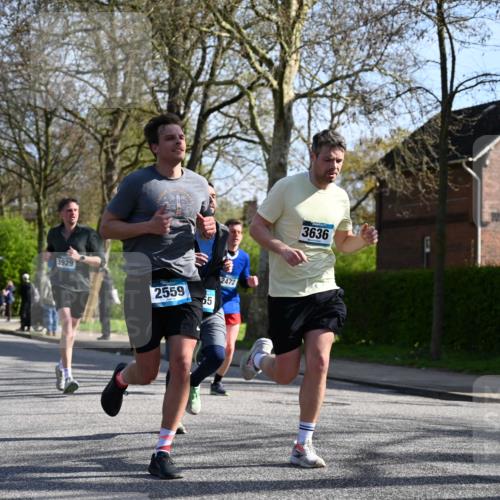 12.04.2026 - 45. Internationalen Wilhelmsburger Insellauf J. Mangold http://msf.ph/oto/9457909 12.04.2026 10:34:23 Ziel 3613, 2270, 4555, 2472, 2559, 3636, 3929, 5480, 3042, 3065, 2123, 3485, 3133, 4807, 3385, 2402, 2917, 2459, 2488, 2482, 4108, 3324, 5492, 5036, 5048, 2423, 2814 meine-sportfotos.de