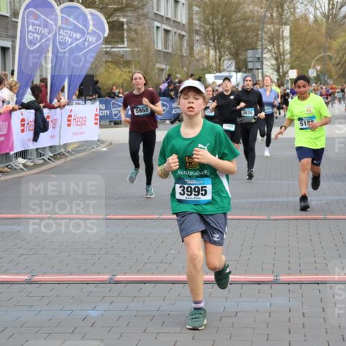 12.04.2026 - 45. Internationalen Wilhelmsburger Insellauf Strokosch-Dieckow http://msf.ph/oto/9457915 12.04.2026 13:02:16 Laufen  meine-sportfotos.de