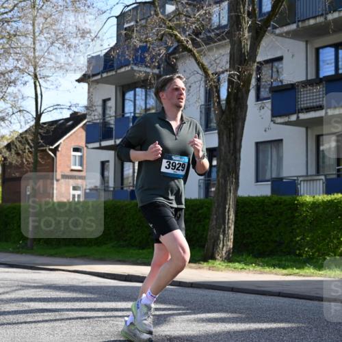 12.04.2026 - 45. Internationalen Wilhelmsburger Insellauf J. Mangold http://msf.ph/oto/9457935 12.04.2026 10:34:25 Ziel 3613, 2270, 4555, 2472, 2559, 3636, 3929, 5480, 3042, 3065, 2123, 3485, 3133, 3133, 4807, 3385, 2402, 2917, 2459, 2488, 2482, 4108, 3324, 5492, 5036, 5048, 2423, 2814, 4000, 5551 meine-sportfotos.de