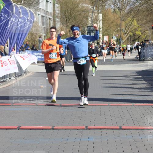 12.04.2026 - 45. Internationalen Wilhelmsburger Insellauf Strokosch-Dieckow http://msf.ph/oto/9457938 12.04.2026 11:04:33 Ziel 3027, 3015 meine-sportfotos.de