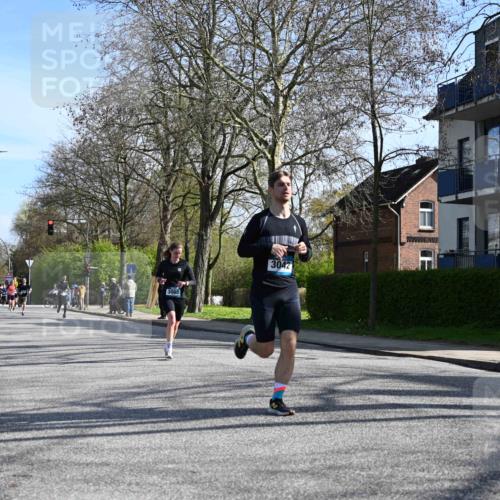 12.04.2026 - 45. Internationalen Wilhelmsburger Insellauf J. Mangold http://msf.ph/oto/9457947 12.04.2026 10:34:28 Ziel 3613, 2270, 4555, 2472, 2559, 3636, 3929, 5480, 3042, 3065, 2123, 3485, 3133, 4807, 3385, 3385, 2402, 2917, 2459, 2488, 2482, 4108, 3324, 5492, 5036, 5048, 2423, 2814, 4000, 5551 meine-sportfotos.de
