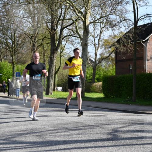 12.04.2026 - 45. Internationalen Wilhelmsburger Insellauf J. Mangold http://msf.ph/oto/9457989 12.04.2026 10:34:40 Ziel 3065, 2123, 3485, 3133, 4807, 3385, 2402, 2917, 2459, 2488, 2482, 4108, 3324, 5492, 5036, 5048, 2423, 2814, 4000, 5551, 4109, 2497, 2583, 3759, 4127 meine-sportfotos.de