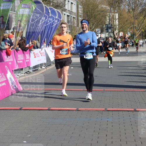 12.04.2026 - 45. Internationalen Wilhelmsburger Insellauf Strokosch-Dieckow http://msf.ph/oto/9457997 12.04.2026 11:04:34 Ziel 3027, 3015 meine-sportfotos.de