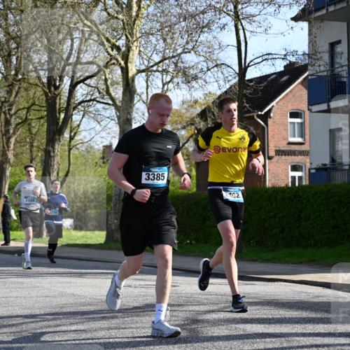 12.04.2026 - 45. Internationalen Wilhelmsburger Insellauf J. Mangold http://msf.ph/oto/9458006 12.04.2026 10:34:42 Ziel 2123, 3485, 3133, 4807, 3385, 2402, 2917, 2459, 2488, 2482, 4108, 3324, 5492, 5036, 5048, 2423, 2814, 4000, 5551, 4109, 2497, 2583, 3759, 4127 meine-sportfotos.de