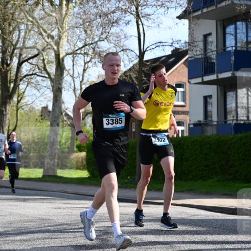 12.04.2026 - 45. Internationalen Wilhelmsburger Insellauf J. Mangold http://msf.ph/oto/9458012 12.04.2026 10:34:42 Ziel 2123, 3485, 3133, 4807, 3385, 2402, 2917, 2459, 2488, 2482, 4108, 3324, 5492, 5036, 5048, 2423, 2814, 4000, 5551, 4109, 2497, 2583, 3759, 4127 meine-sportfotos.de