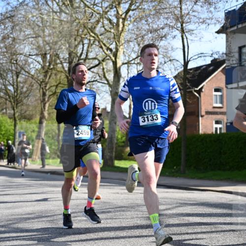 12.04.2026 - 45. Internationalen Wilhelmsburger Insellauf J. Mangold http://msf.ph/oto/9458055 12.04.2026 10:34:47 Ziel 3485, 3133, 4807, 3385, 2402, 2917, 2459, 2488, 2482, 4108, 3324, 5492, 5036, 5048, 2423, 2814, 4000, 5551, 4109, 2497, 2583, 3759, 4127, 5523, 4884 meine-sportfotos.de