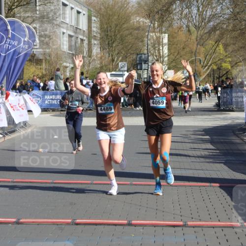 12.04.2026 - 45. Internationalen Wilhelmsburger Insellauf Strokosch-Dieckow http://msf.ph/oto/9458212 12.04.2026 11:04:44 Ziel 5533, 2664, 5792, 4059, 4489, 4686 meine-sportfotos.de