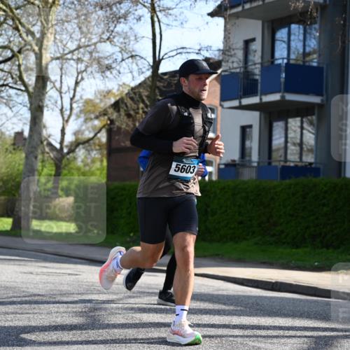 12.04.2026 - 45. Internationalen Wilhelmsburger Insellauf J. Mangold http://msf.ph/oto/9458229 12.04.2026 10:35:37 Ziel 5603, 4521, 5731, 5950, 5042, 4050, 5589, 3084, 3516, 3221, 2192, 3731, 4118, 4190, 4439 meine-sportfotos.de