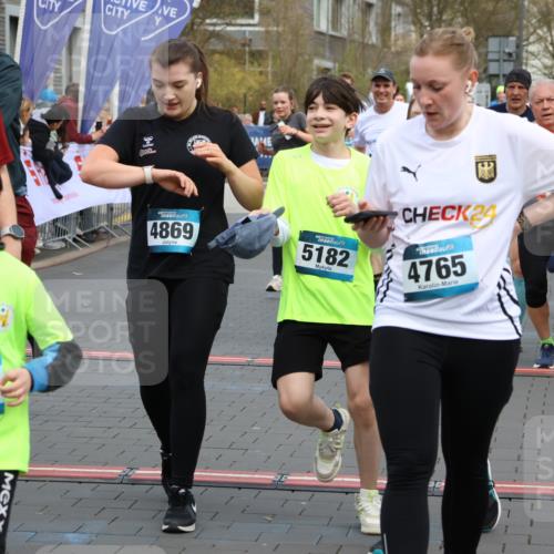 12.04.2026 - 45. Internationalen Wilhelmsburger Insellauf Strokosch-Dieckow http://msf.ph/oto/9458238 12.04.2026 13:01:49 Laufen  meine-sportfotos.de
