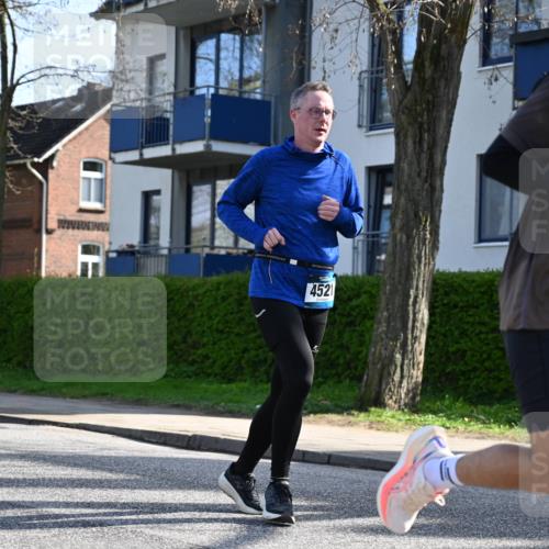 12.04.2026 - 45. Internationalen Wilhelmsburger Insellauf J. Mangold http://msf.ph/oto/9458239 12.04.2026 10:35:38 Ziel 5603, 4521, 5731, 5950, 5042, 4050, 5589, 3084, 3516, 3221, 2192, 3731, 4118, 4190, 4439, 4172 meine-sportfotos.de