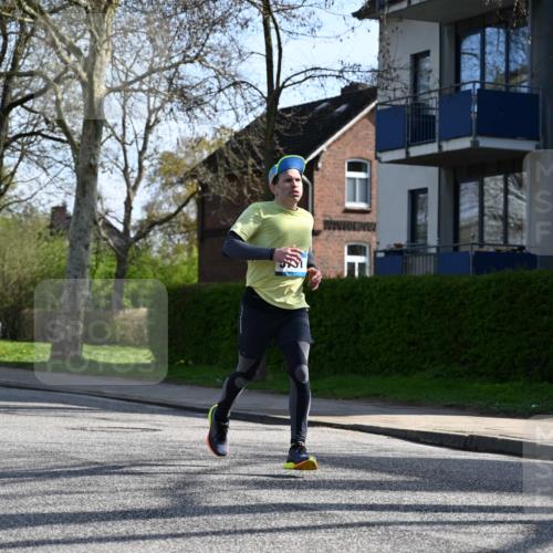 12.04.2026 - 45. Internationalen Wilhelmsburger Insellauf J. Mangold http://msf.ph/oto/9458267 12.04.2026 10:35:42 Ziel 5603, 4521, 5731, 5950, 5042, 4050, 5589, 3084, 3516, 3221, 3221, 2192, 3731, 4118, 4190, 4190, 4439, 4172, 4030, 5291 meine-sportfotos.de