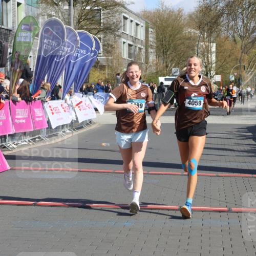 12.04.2026 - 45. Internationalen Wilhelmsburger Insellauf Strokosch-Dieckow http://msf.ph/oto/9458280 12.04.2026 11:04:45 Ziel 2664, 5792, 4059, 4489, 4686 meine-sportfotos.de