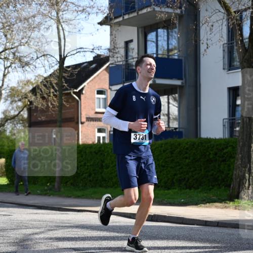 12.04.2026 - 45. Internationalen Wilhelmsburger Insellauf J. Mangold http://msf.ph/oto/9458377 12.04.2026 10:35:57 Ziel 4050, 5589, 3084, 3516, 3221, 2192, 3731, 4118, 4190, 4439, 4172, 4030, 5291, 2446, 2090, 5691, 3796 meine-sportfotos.de