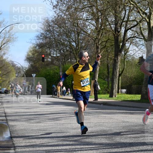 12.04.2026 - 45. Internationalen Wilhelmsburger Insellauf J. Mangold http://msf.ph/oto/9458411 12.04.2026 10:36:02 Ziel 3221, 2192, 3731, 4118, 4190, 4439, 4172, 4172, 4030, 5291, 2446, 2090, 5691, 3796, 2582, 3629, 3894 meine-sportfotos.de