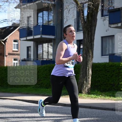 12.04.2026 - 45. Internationalen Wilhelmsburger Insellauf J. Mangold http://msf.ph/oto/9458444 12.04.2026 10:36:11 Ziel 4118, 4190, 4439, 4172, 4030, 5291, 2446, 2446, 2090, 5691, 3796, 2582, 3629, 3894, 4544, 3230 meine-sportfotos.de