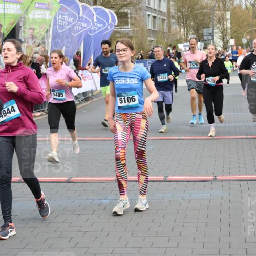 12.04.2026 - 45. Internationalen Wilhelmsburger Insellauf Strokosch-Dieckow http://msf.ph/oto/9458449 12.04.2026 13:01:40 Laufen  meine-sportfotos.de