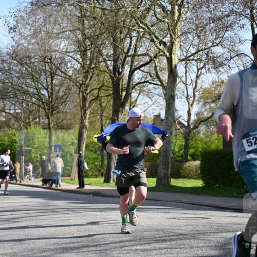 12.04.2026 - 45. Internationalen Wilhelmsburger Insellauf J. Mangold http://msf.ph/oto/9458478 12.04.2026 10:36:16 Ziel 4190, 4439, 4172, 4030, 5291, 2446, 2090, 2090, 5691, 3796, 2582, 3629, 3894, 4544, 3230, 4978 meine-sportfotos.de
