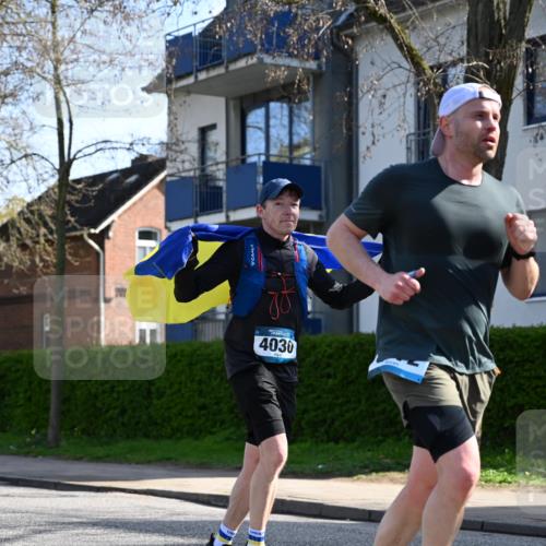 12.04.2026 - 45. Internationalen Wilhelmsburger Insellauf J. Mangold http://msf.ph/oto/9458496 12.04.2026 10:36:18 Ziel 4190, 4439, 4172, 4030, 5291, 2446, 2090, 5691, 3796, 2582, 3629, 3894, 4544, 4544, 3230, 4978 meine-sportfotos.de