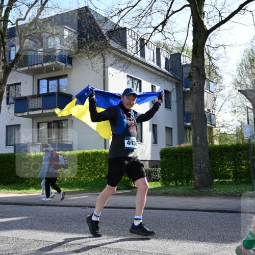 12.04.2026 - 45. Internationalen Wilhelmsburger Insellauf J. Mangold http://msf.ph/oto/9458514 12.04.2026 10:36:19 Ziel 4190, 4439, 4172, 4030, 5291, 2446, 2090, 5691, 3796, 2582, 3629, 3894, 4544, 3230, 4978, 5567 meine-sportfotos.de