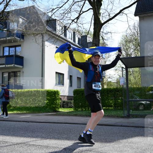 12.04.2026 - 45. Internationalen Wilhelmsburger Insellauf J. Mangold http://msf.ph/oto/9458517 12.04.2026 10:36:19 Ziel 4190, 4439, 4172, 4030, 5291, 2446, 2090, 5691, 3796, 2582, 3629, 3894, 4544, 3230, 4978, 5567 meine-sportfotos.de