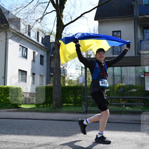 12.04.2026 - 45. Internationalen Wilhelmsburger Insellauf J. Mangold http://msf.ph/oto/9458523 12.04.2026 10:36:19 Ziel 4190, 4439, 4172, 4030, 5291, 2446, 2090, 5691, 3796, 2582, 3629, 3894, 4544, 3230, 4978, 5567 meine-sportfotos.de