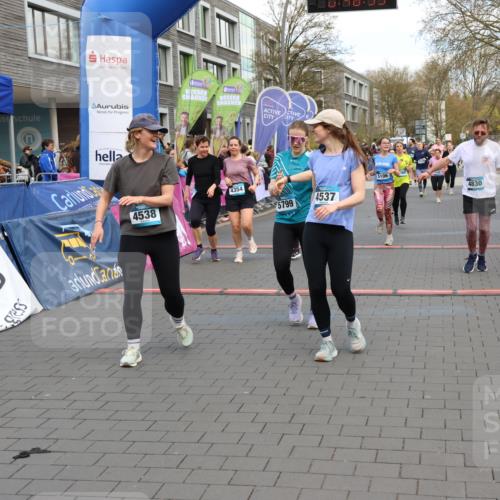 12.04.2026 - 45. Internationalen Wilhelmsburger Insellauf Strokosch-Dieckow http://msf.ph/oto/9458554 12.04.2026 13:01:34 Laufen  meine-sportfotos.de