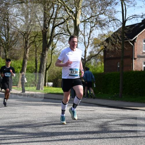 12.04.2026 - 45. Internationalen Wilhelmsburger Insellauf J. Mangold http://msf.ph/oto/9458626 12.04.2026 10:36:47 Ziel 2582, 3629, 3894, 4544, 3230, 4978, 5567, 2375, 2444, 3670, 2451, 2106, 4467, 4482, 4482, 4779, 3492, 5643, 3238 meine-sportfotos.de