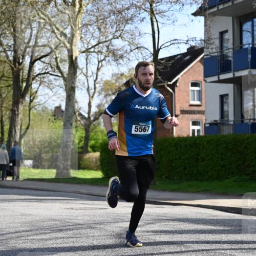 12.04.2026 - 45. Internationalen Wilhelmsburger Insellauf J. Mangold http://msf.ph/oto/9458642 12.04.2026 10:37:00 Ziel 4978, 5567, 2375, 2444, 3670, 2451, 2106, 4467, 4482, 4779, 3492, 5643, 3238, 2531, 5496, 5251 meine-sportfotos.de