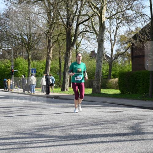 12.04.2026 - 45. Internationalen Wilhelmsburger Insellauf J. Mangold http://msf.ph/oto/9458687 12.04.2026 10:37:10 Ziel 2375, 2444, 3670, 2451, 2106, 4467, 4482, 4779, 3492, 5643, 3238, 3238, 2531, 5496, 5251, 3182, 2568, 2657, 4833, 5706 meine-sportfotos.de