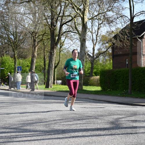 12.04.2026 - 45. Internationalen Wilhelmsburger Insellauf J. Mangold http://msf.ph/oto/9458693 12.04.2026 10:37:10 Ziel 2375, 2444, 3670, 2451, 2106, 4467, 4482, 4779, 3492, 5643, 3238, 3238, 2531, 5496, 5251, 3182, 2568, 2657, 4833, 5706 meine-sportfotos.de