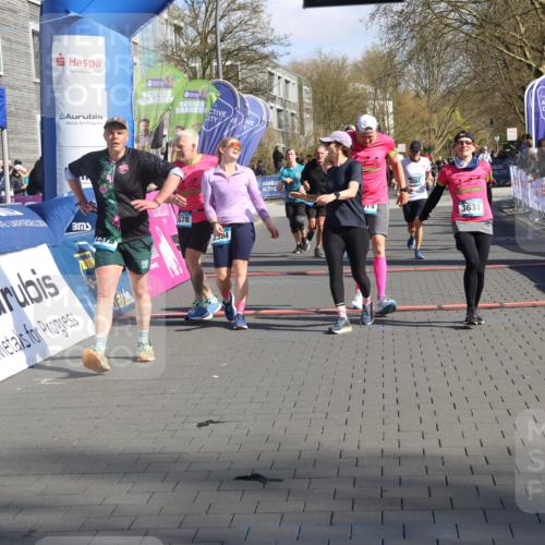 12.04.2026 - 45. Internationalen Wilhelmsburger Insellauf Strokosch-Dieckow http://msf.ph/oto/9458736 12.04.2026 10:48:32 Ziel 4415, 4681, 2373, 2384, 2442, 3631, 5578, 3414, 3307, 4882, 2053, 4563, 4866 meine-sportfotos.de