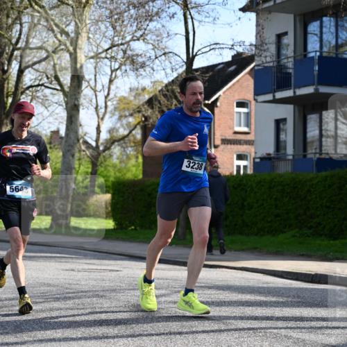12.04.2026 - 45. Internationalen Wilhelmsburger Insellauf J. Mangold http://msf.ph/oto/9458765 12.04.2026 10:37:22 Ziel 4467, 4482, 4779, 3492, 5643, 3238, 2531, 5496, 5251, 3182, 2568, 2657, 4833, 5706, 2105, 4013, 3386, 5289, 2537, 2020 meine-sportfotos.de