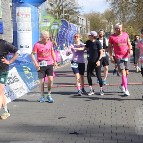 12.04.2026 - 45. Internationalen Wilhelmsburger Insellauf Strokosch-Dieckow http://msf.ph/oto/9458767 12.04.2026 10:48:34 Ziel 2384, 2442, 3631, 5578, 3414, 3307, 4882, 2053, 4563, 4866 meine-sportfotos.de
