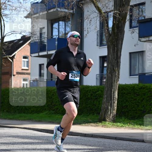 12.04.2026 - 45. Internationalen Wilhelmsburger Insellauf J. Mangold http://msf.ph/oto/9458787 12.04.2026 10:37:28 Ziel 4779, 3492, 5643, 3238, 2531, 5496, 5251, 3182, 2568, 2657, 4833, 5706, 2105, 4013, 3386, 5289, 2537, 2020, 5363, 2986 meine-sportfotos.de